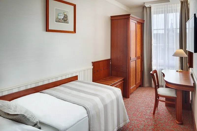 ****  Adria Hotel Praga Czechy